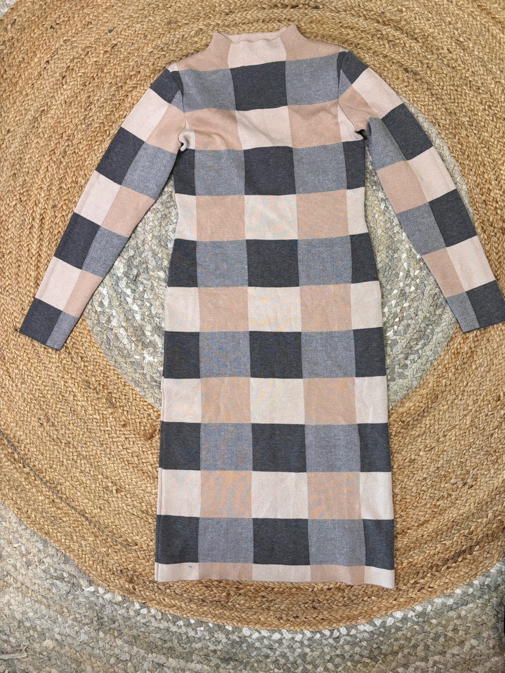 Nina Leonard Beige and Gray Plaid Long Sleeve Bodycon Dress